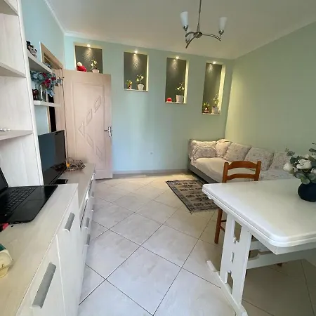 Lovenest Dajti Тирана