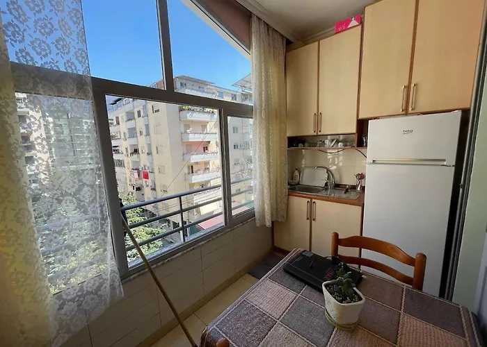 Apartamento Lovenest Dajti
